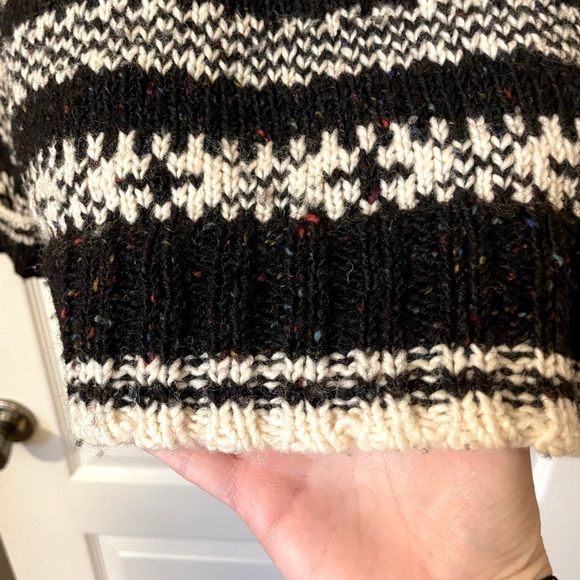 Joseph Abboud Chunky Knit Fair Isle Crewneck Sweater Black Cream Size S Wool - Picture 12 of 12